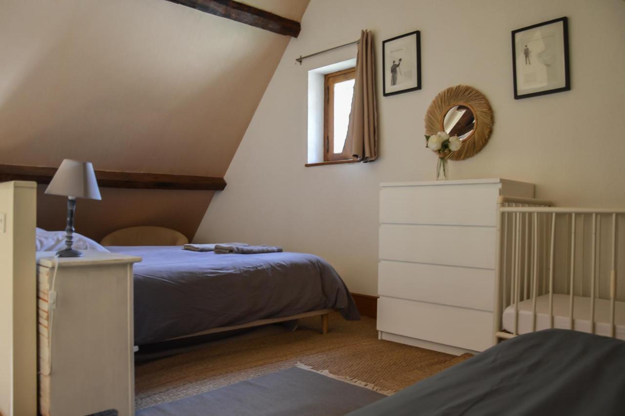 Chambre D'Hote De Charme Dans Maison Independante Bed & Breakfast Preaux  Exterior photo